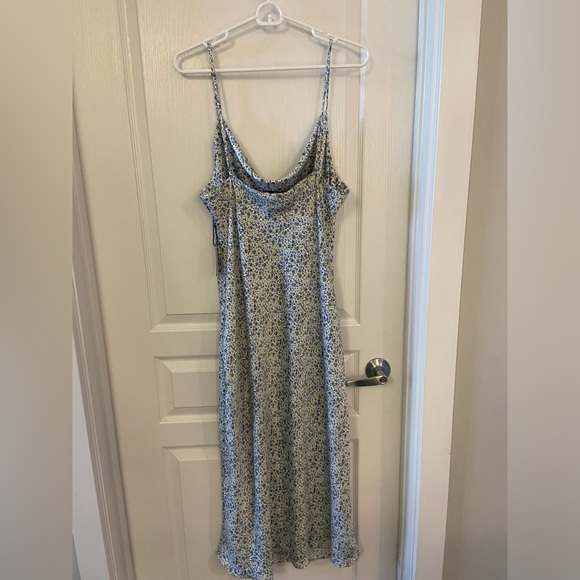 NWT: Floral, cowl neck dress - Picture 5 of 5